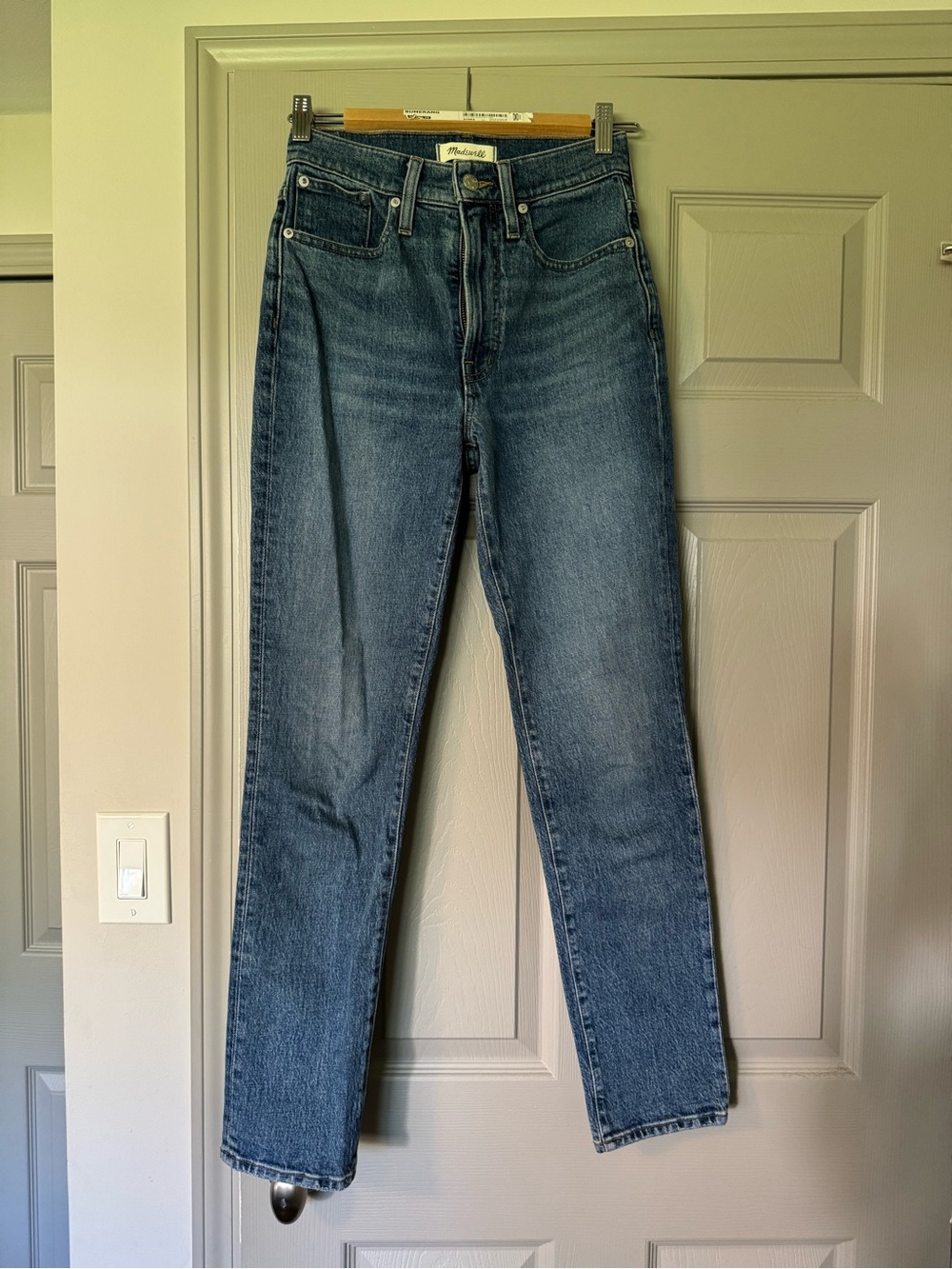 Madewell Straight-Leg Jeans in Medium Blue Wash